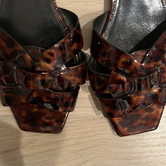 YSL YVES SAINT LAURENT TRIBUTE BROWN BLACK FLAT SANDALS SZ 36 6 - Picture 4 of 5
